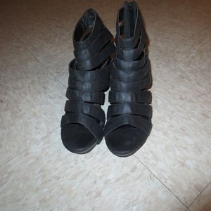 Coconuts by Matisse Bennett Wedge